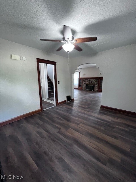 Building Photo - 29 Crestline Pl