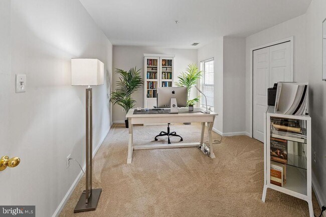 Building Photo - 6223 Wild Swan Way