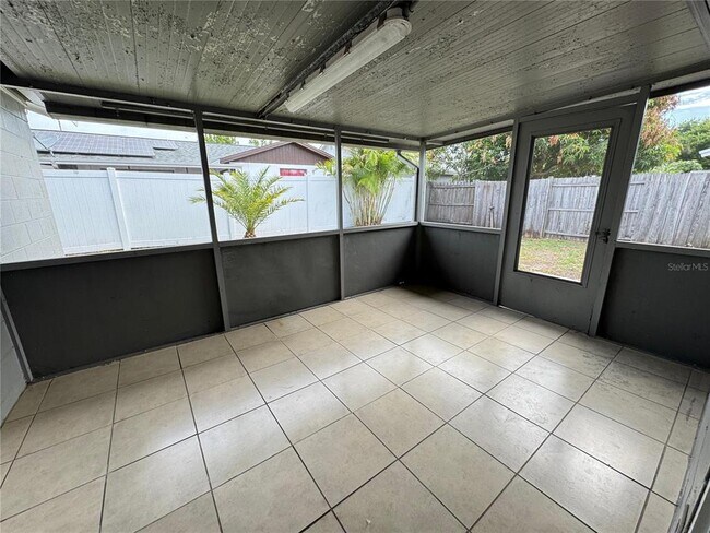 Building Photo - 9213 Maybury Ct