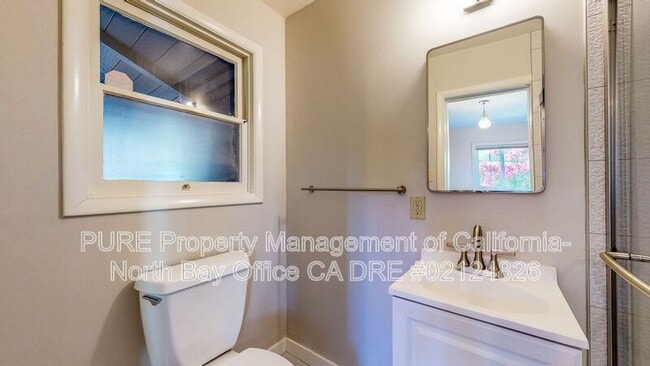 Building Photo - 1827 Creekside Rd