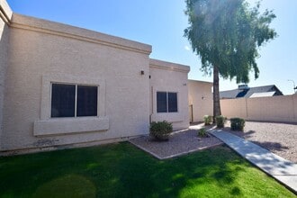 Building Photo - 2019 W Lemon Tree Pl