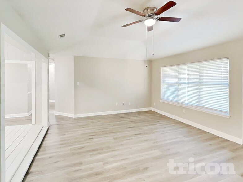 Building Photo - 5507 Bridgegate Dr