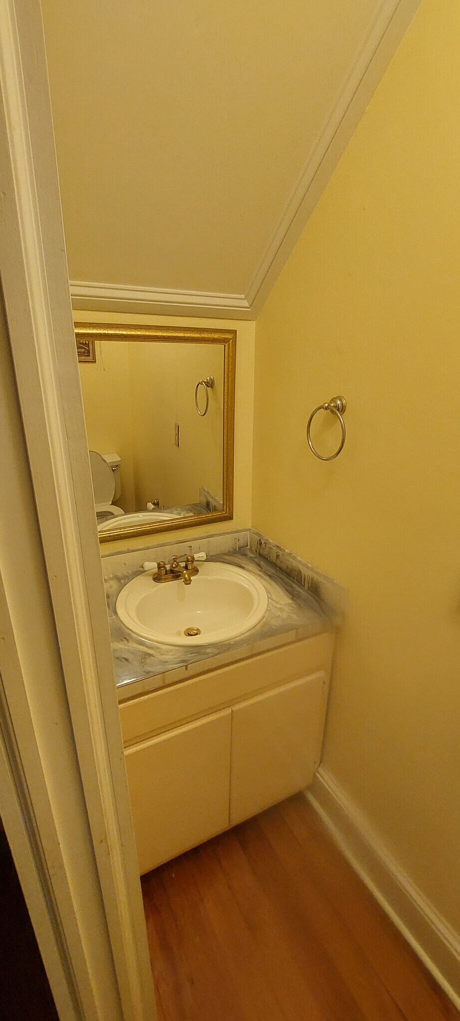 Building Photo - 250 S Ann St