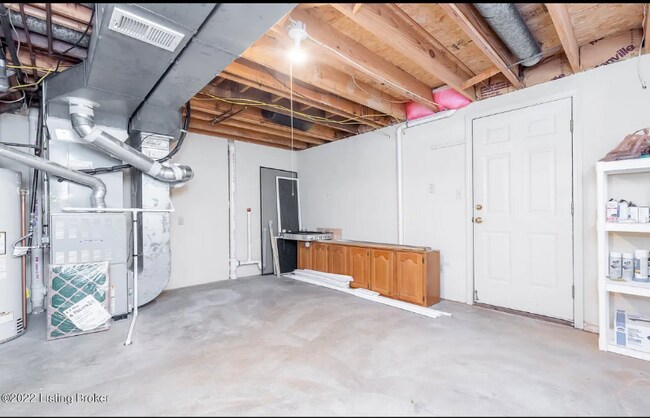 Building Photo - 810 Locust Pointe Pl