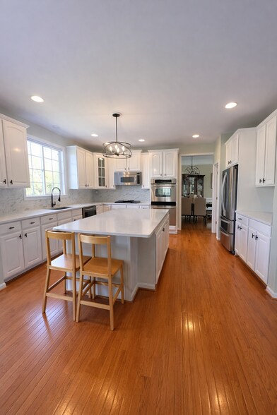 Building Photo - 2801 Ridgetop Ct