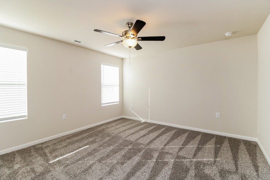 Building Photo - 111 Windy Knl Dr