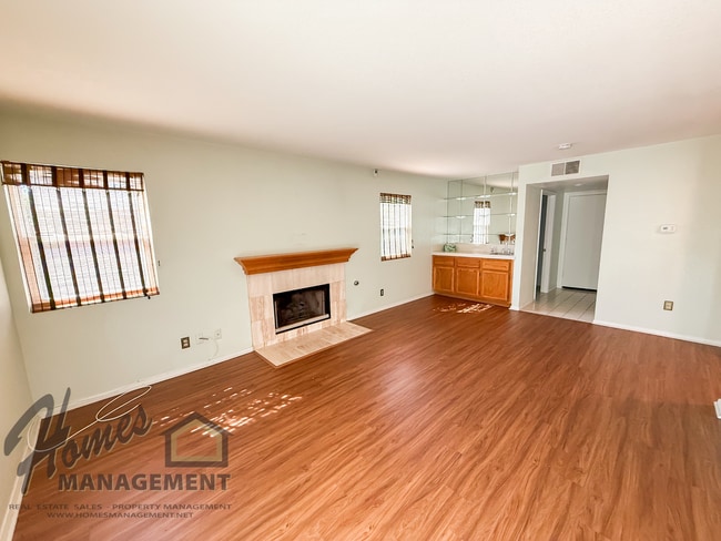 Building Photo - Homes Management - Escondido Home