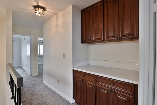 Building Photo - Spacious 3-Bedroom Scripps Ranch Home