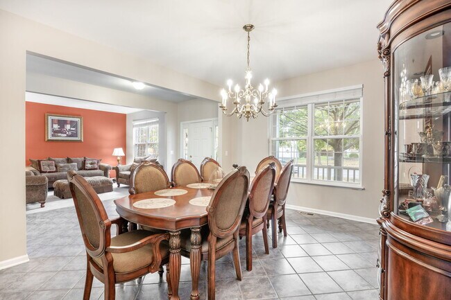 Building Photo - 2566 Rourke Dr