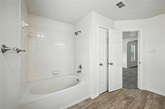 Building Photo - 5236 Blue Cir