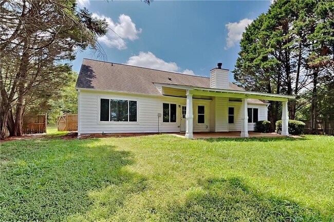Building Photo - 111 Meadowview Ln