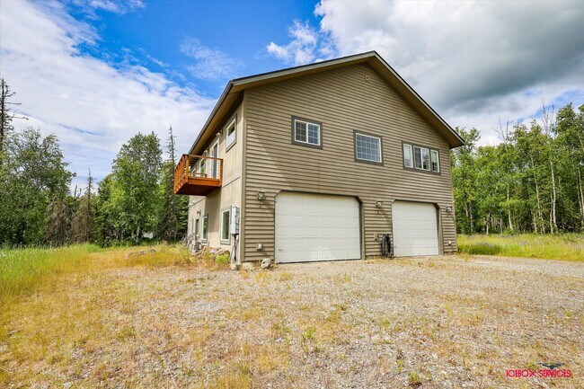 Primary Photo - 2 BD, 2 BA Single-Family with Airstrip acc...