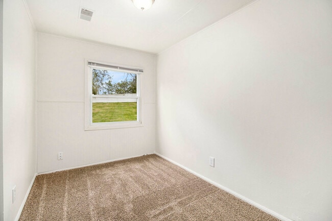 Building Photo - 801 Shumway Ave