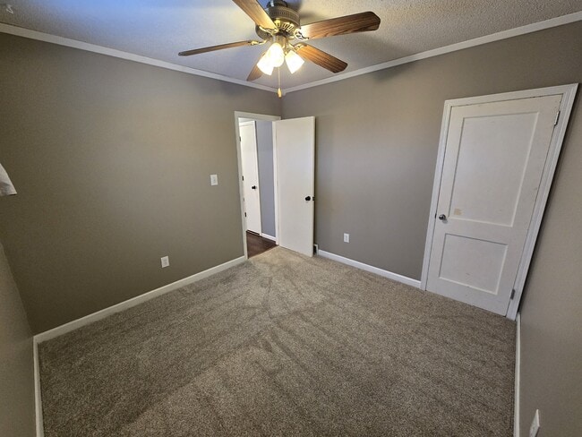 Building Photo - 3818 3rd Ave W