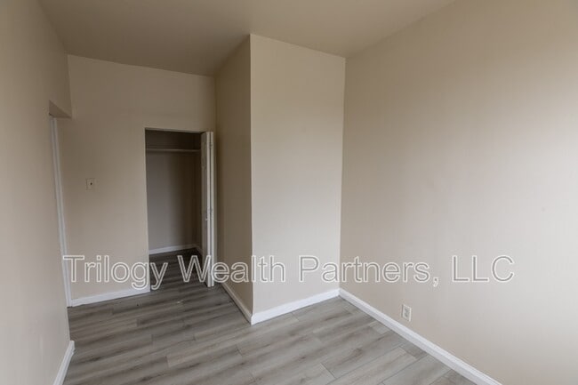 Building Photo - 154 Taylor St