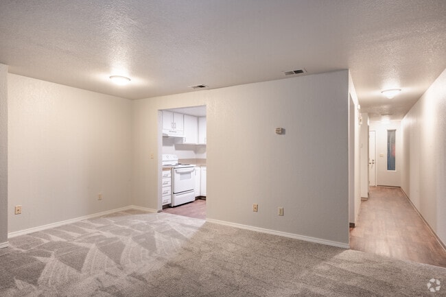 1BD, 1BA - 710SF - Capitol Crossing