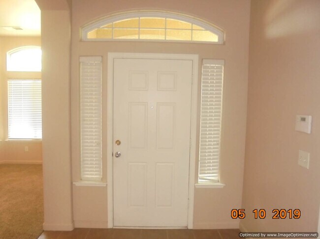 Building Photo - GORGEOUS! Sanger 4/2 With 3 Car Garage!
