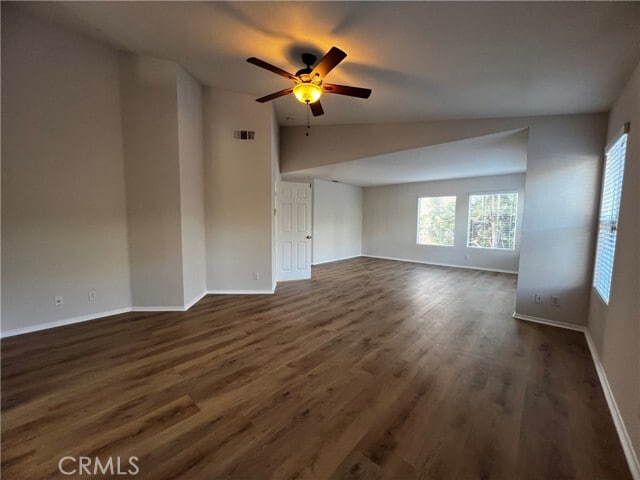 Building Photo - 19 Bronco St