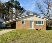 Building Photo - 3 Bedroom/1.Bathroom Home in Paragould AR - $1,150/month