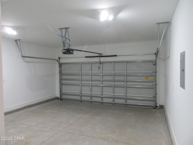 Building Photo - 154 Drews Ln