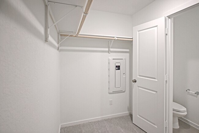 Building Photo - 298 Tahoe Ave