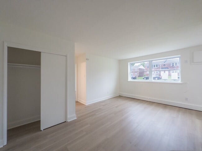 Living Room | Morrisville Meadows - Morrisville Meadows