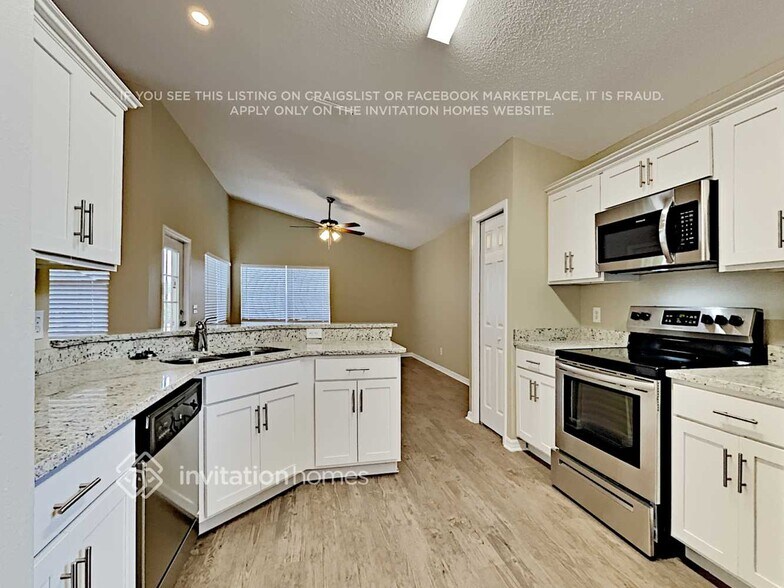 Building Photo - 12864 Maribou Cir