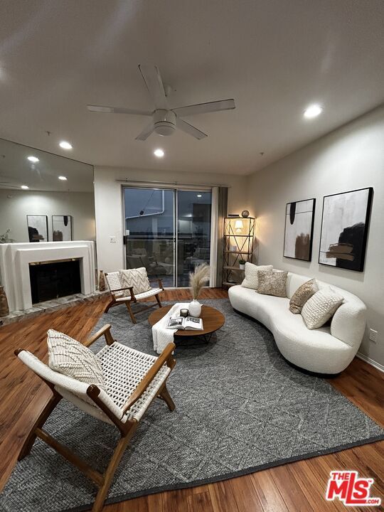 Building Photo - 3460 S Centinela Ave