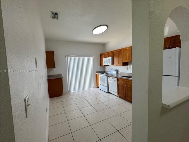 Building Photo - 6912 NW 179th St