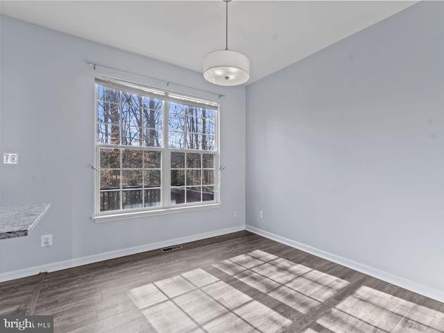 Building Photo - 4252 Normandy Ct