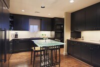 Building Photo - 1111 Hermann Dr