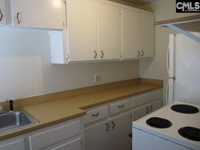 Building Photo - 1900 Greene St