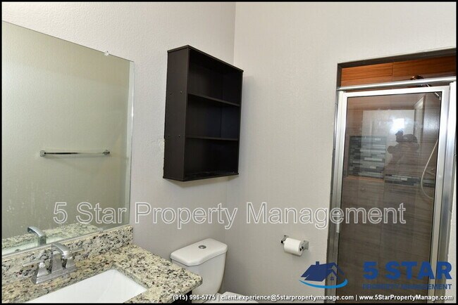 Building Photo - 4825 Mark Avizo