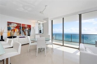 Building Photo - 5875 Collins Ave