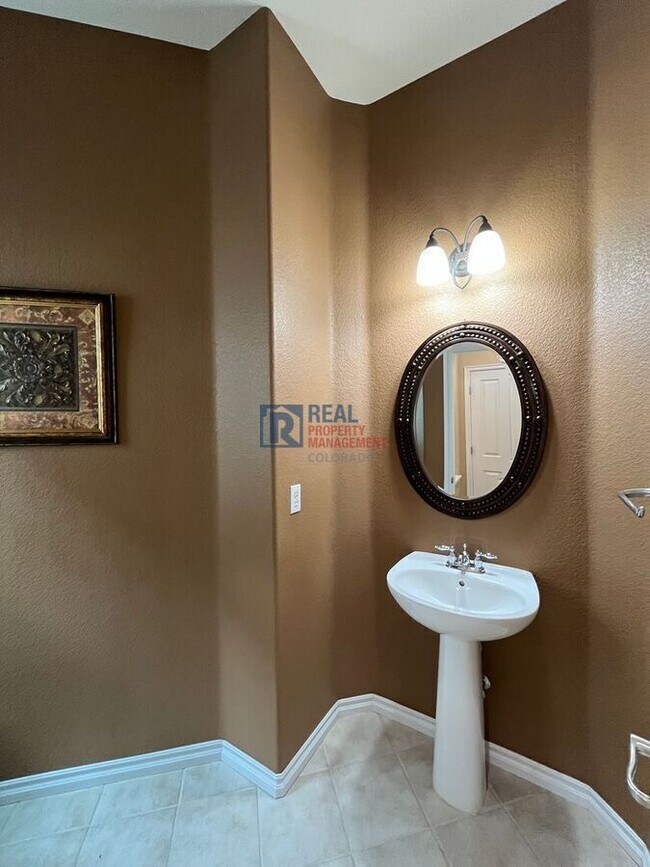 Building Photo - 10828 Heatherton Cir
