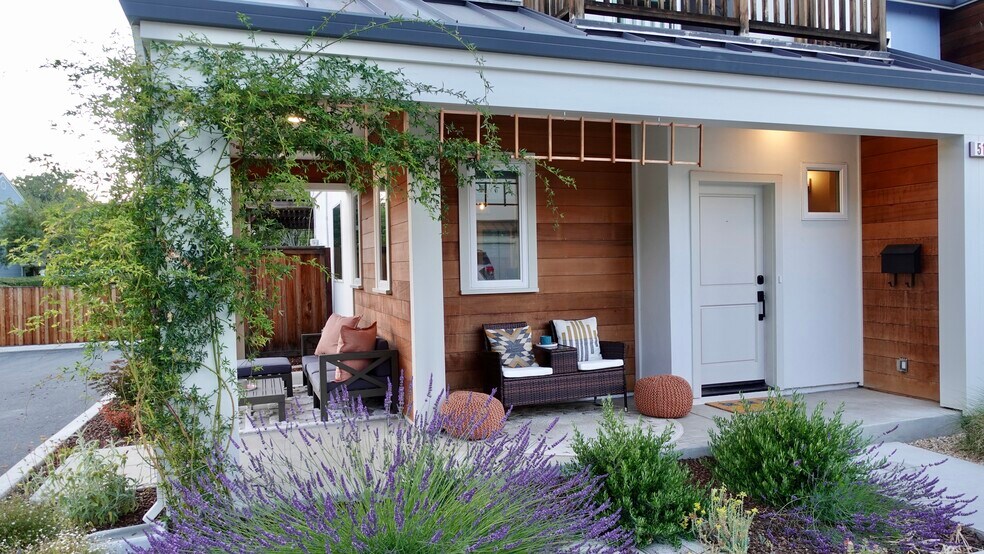 Building Photo - 5160 Mattson Pl