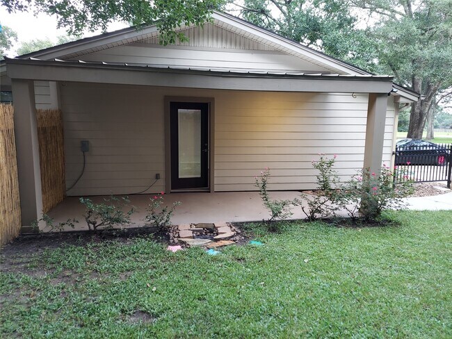 Building Photo - 19103 Whitewood Dr