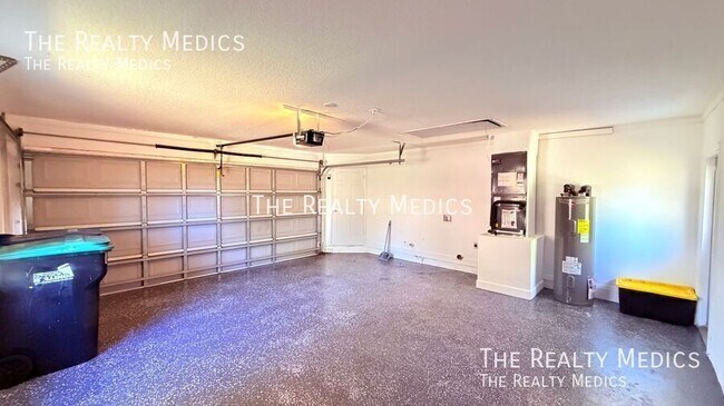 Building Photo - 20515 Macon Pkwy