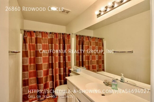 Building Photo - 26860 Redwood Cir