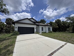Building Photo - 1223 Koltenborn Rd