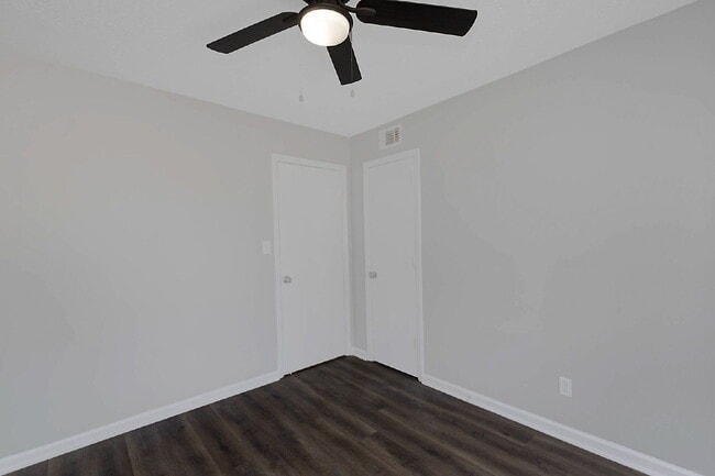 Building Photo - Newly Renovated 4BR/2BA Home with Large Yard + Storage Shed | Flexible Kitchen Island