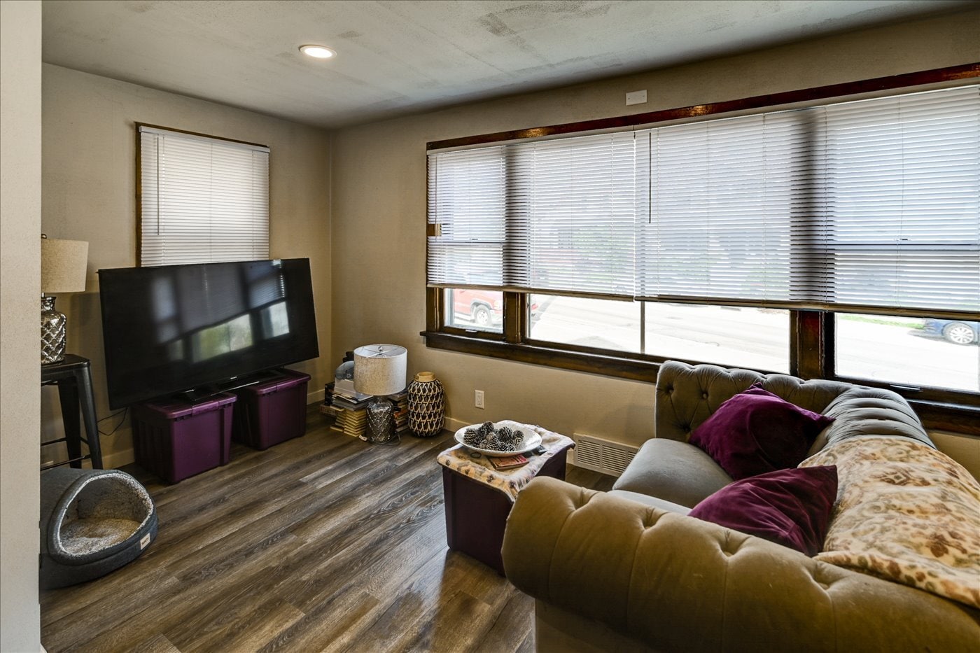 Building Photo - 205 S Fair Oaks Ave