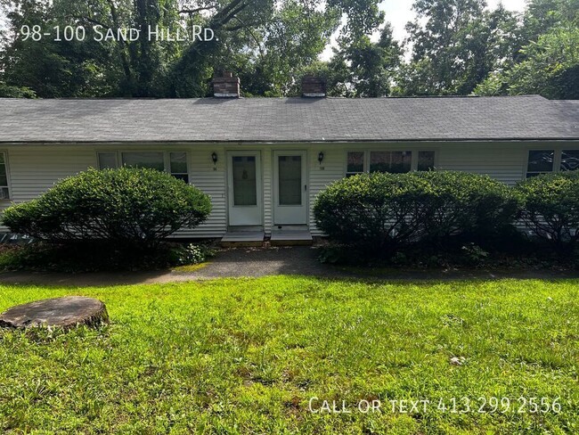 Building Photo - Charming 3 BR in a Quiet Amherst Location