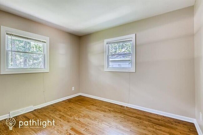 Building Photo - 37 Briarwood Drive, Crystal Lake, IL, 60014