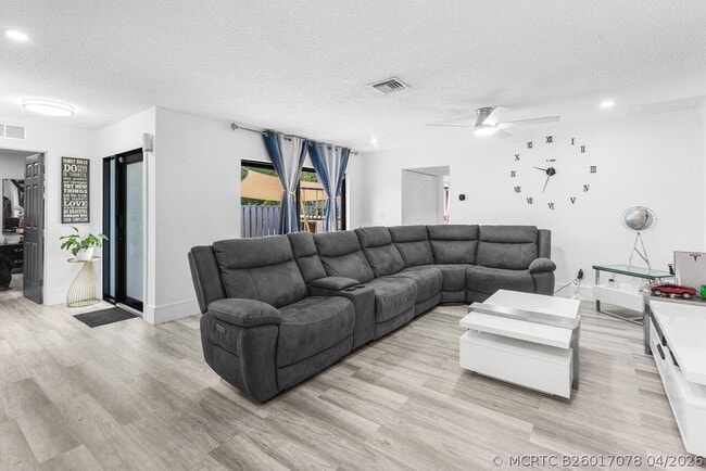 Building Photo - 8014 Ambach Way
