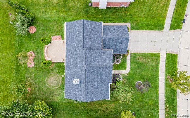 Building Photo - 14864 Liri Dr