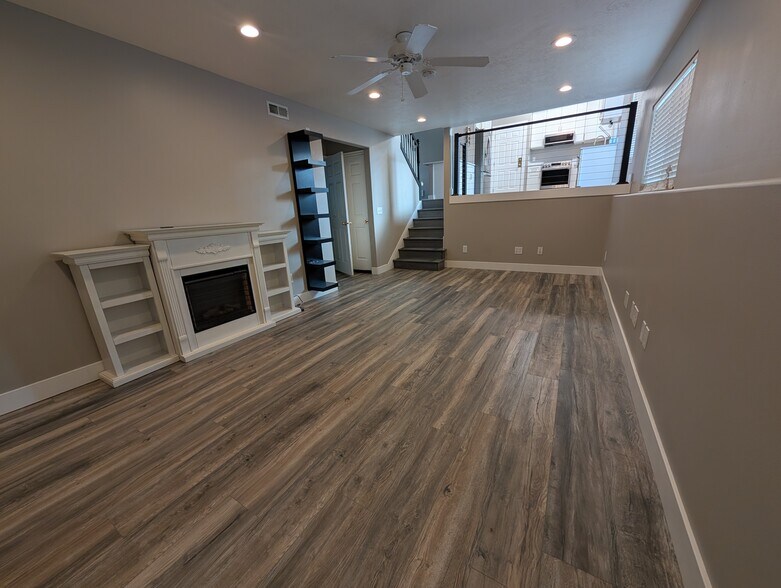 Building Photo - 618 S Jake Garn Blvd