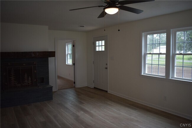 Building Photo - 9010 Kennedy Ln