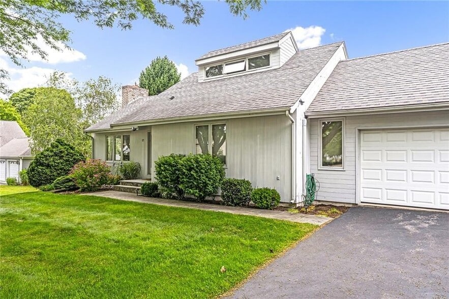 Building Photo - 27 Tobin Ln