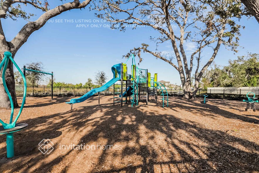 Building Photo - 1408 Flower Dust Dr